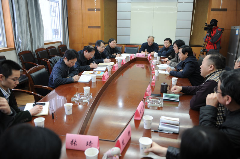 中宣部新闻局局长明立志来肉蒲团
调研部校共建新闻学院工作