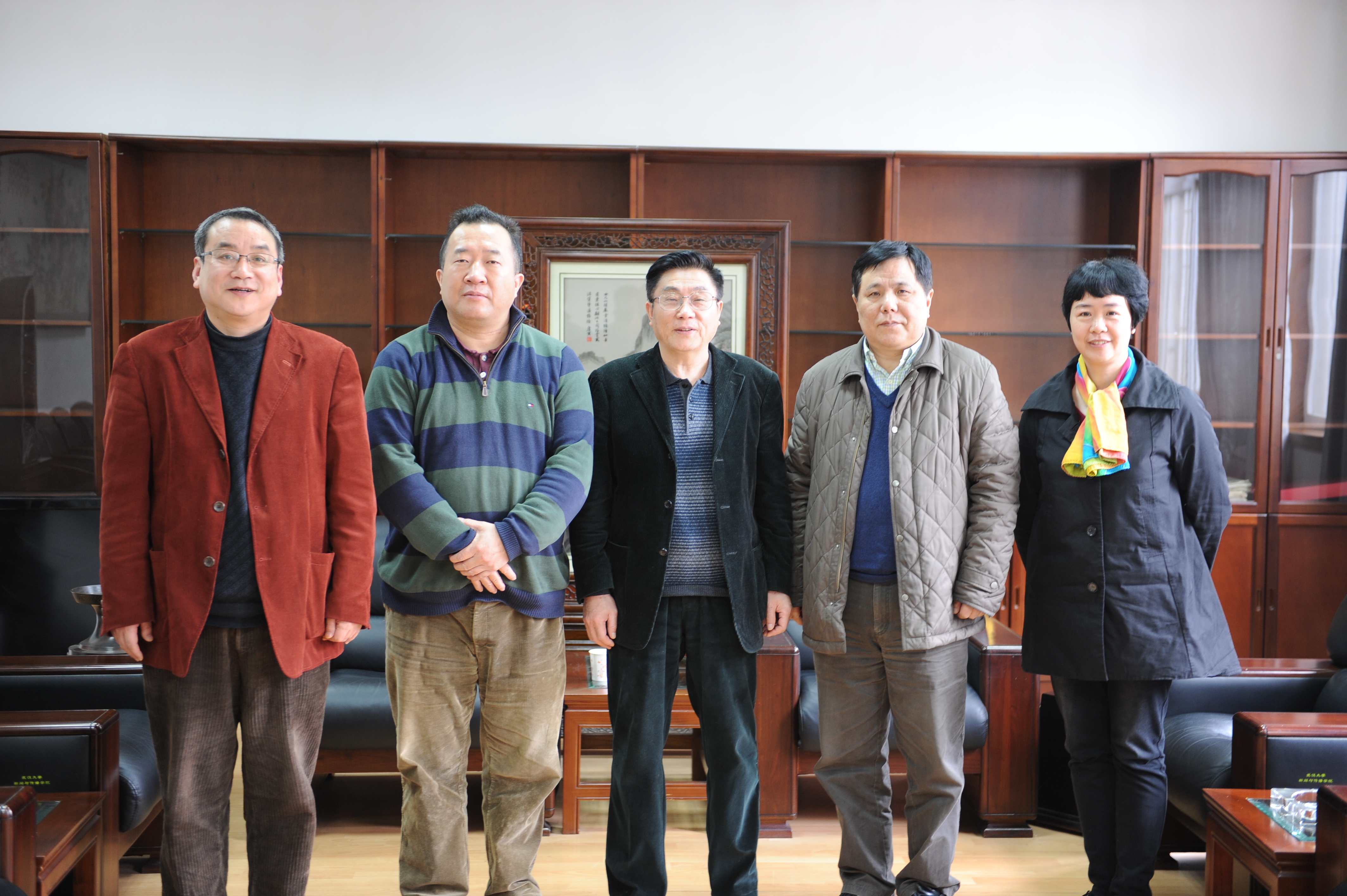 湖北日报高级记者彭光超来肉蒲团
挂职